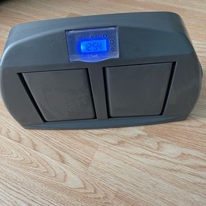 Petsafe automatic treat dispenser rare